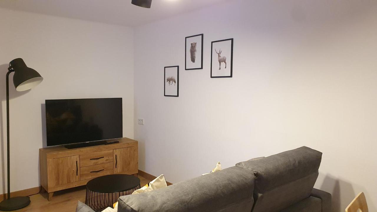 Xia Apartaments Con Acceso A Piscina Rialp Bagian luar foto
